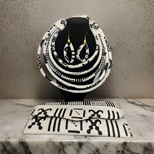 Ankara White Black Necklace Set w/matching Clutch