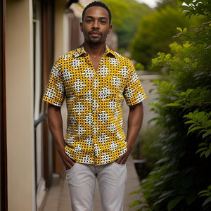 Men's Yellow/White Print Short Sleeve Button Down Shirt (XL)